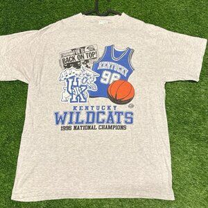 Vtg NCAA university of Kentucky Wildcats shirt